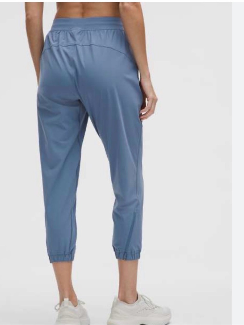 Lululemon Adapted State High-Rise Jogger *Short
Washed Denim - Picture 2 of 10